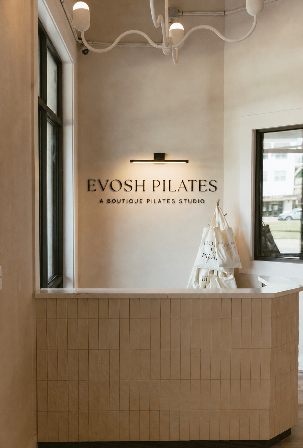 ĒVOSH interior